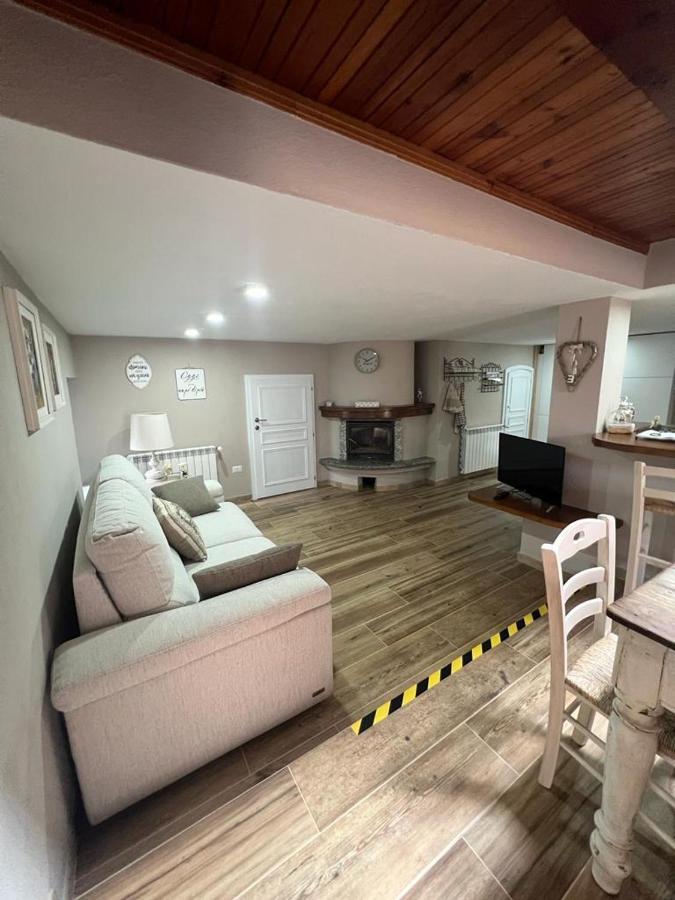 Al Cottage Oliveto Lario Bagian luar foto